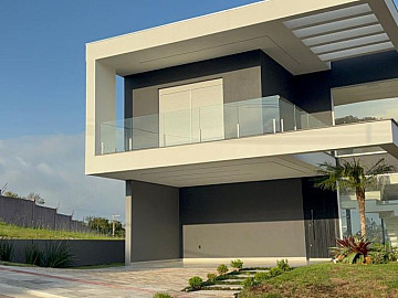 Sobrado com 270m� no condom�nio Legano Reserva