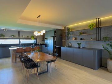 Sobrado Mobiliado 4 Sutes no Condomnio Legano Reserva