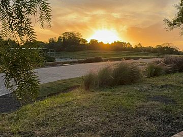 Terreno alto na quadra D - Pr�ximo ao Clube